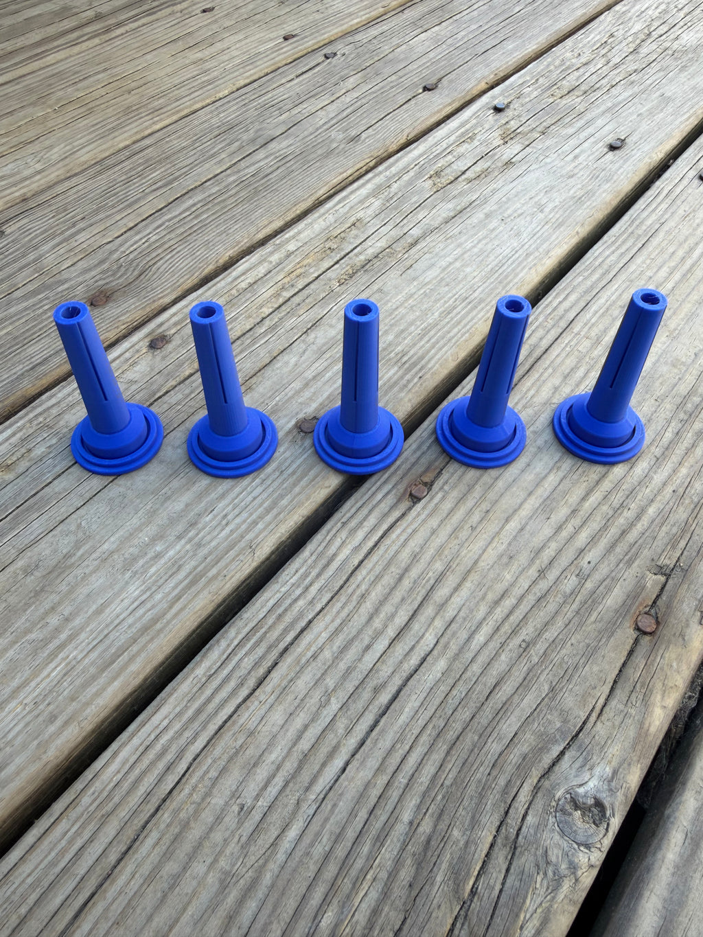 Set of adapters for 1oz Spools of Madeira Thread