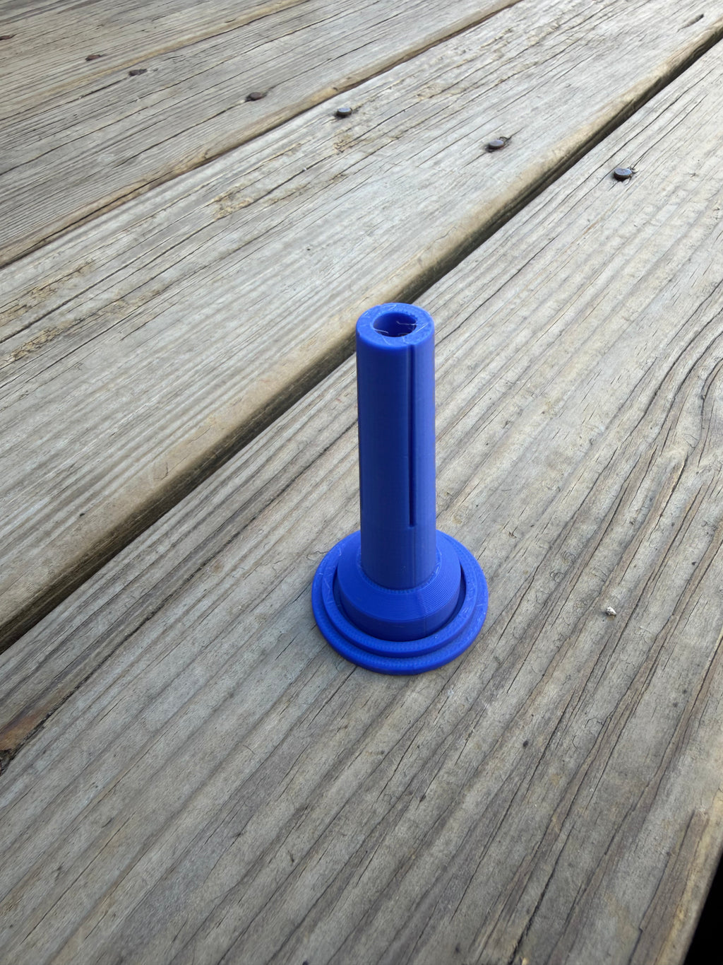 Set of adapters for 1oz Spools of Madeira Thread