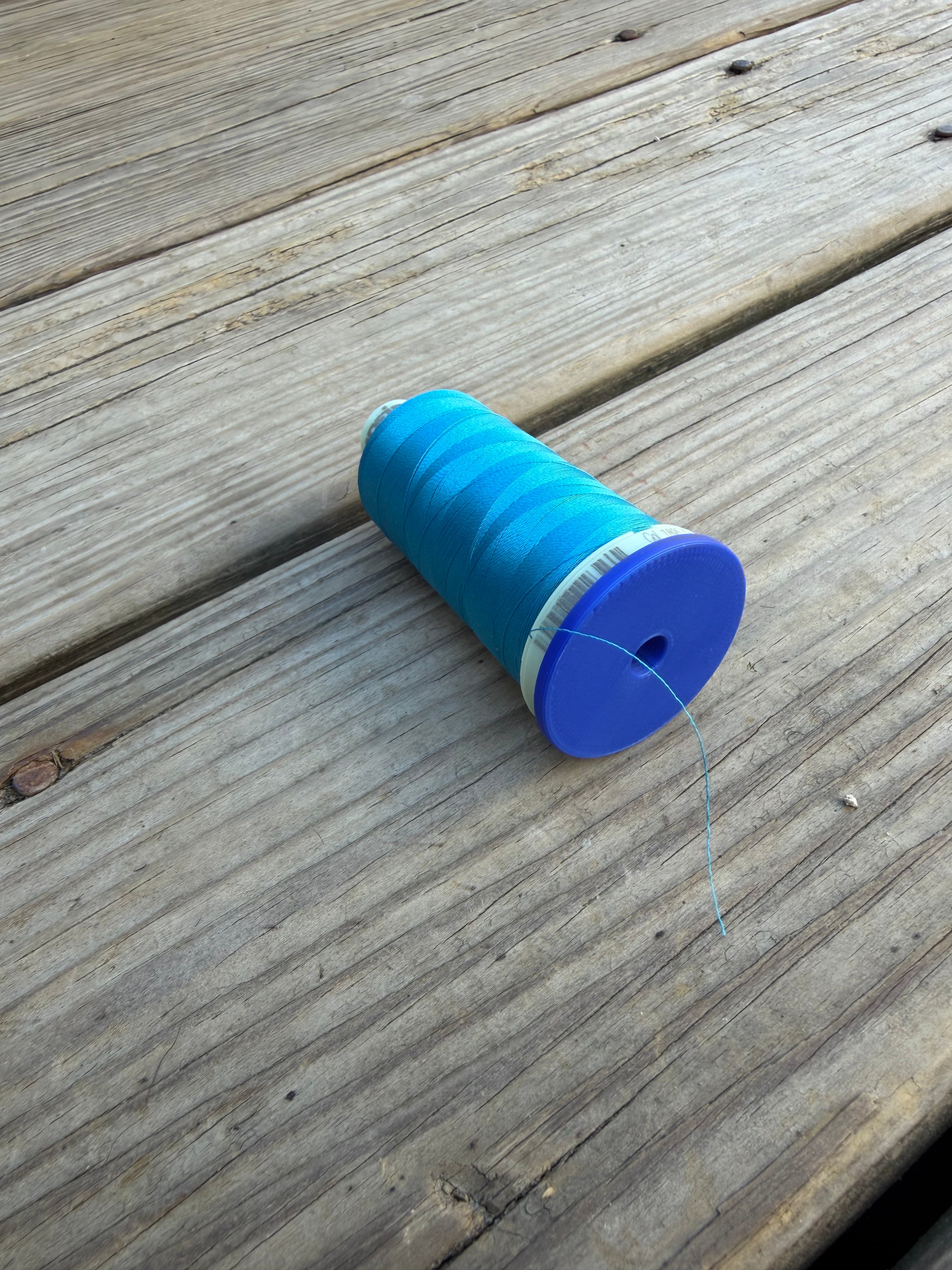 Set of adapters for 1oz Spools of Madeira Thread